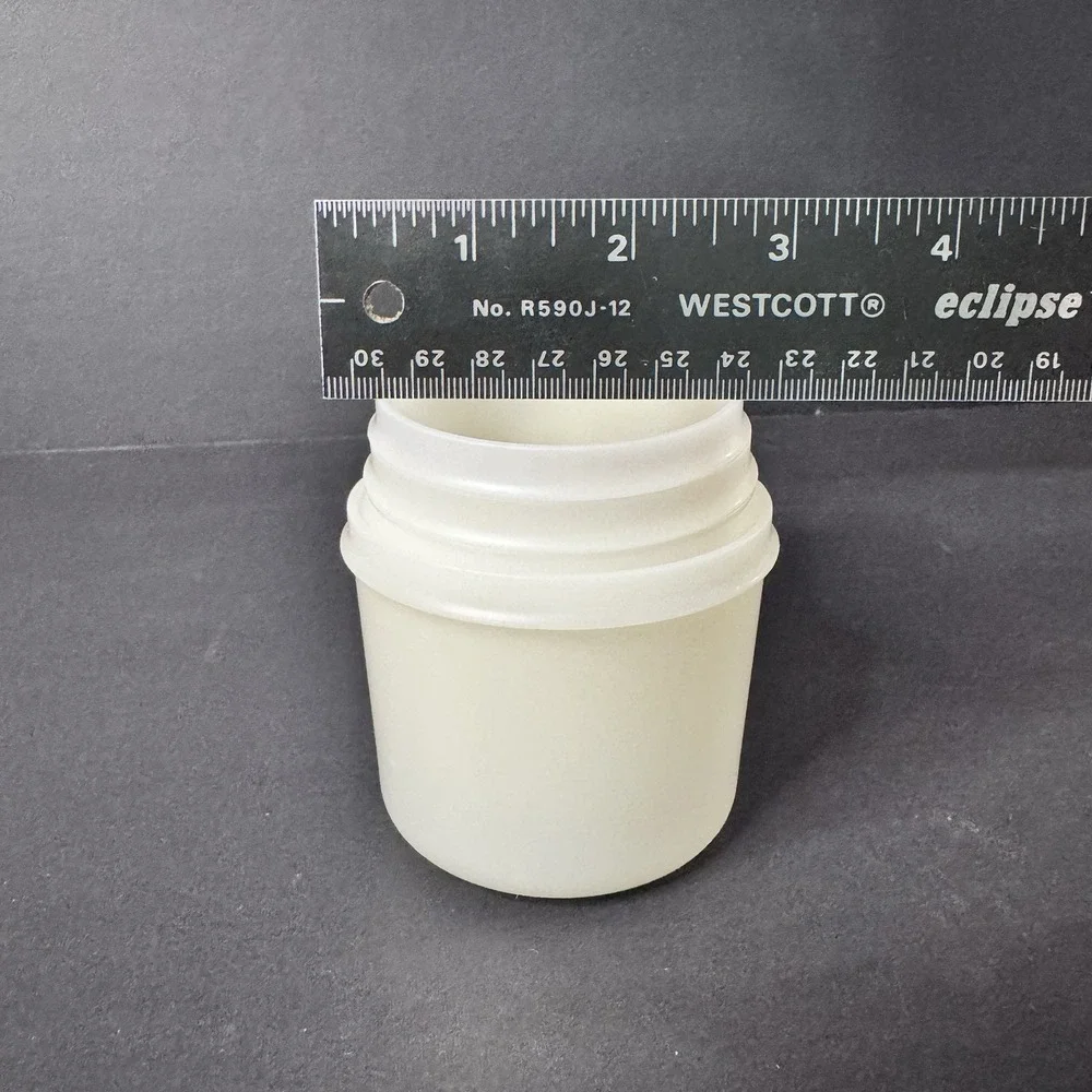 Vintage‎ Tupperware Measuring Cup Set Of 4 White Plastic GUC Stackable Nesting